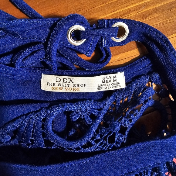 Beautiful Dex Blouse - Picture 3 of 3